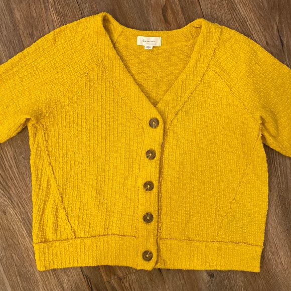 Two by Vince Camuto Sweaters - Vince Camuto Textured Semi-crop Top Button Cardigan Sweater Jacket Mustard Gold